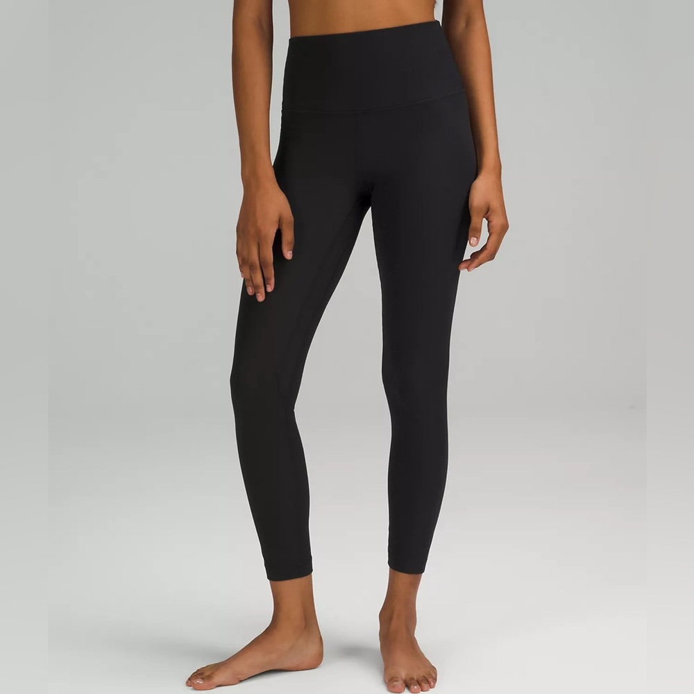Black ribbed align leggings